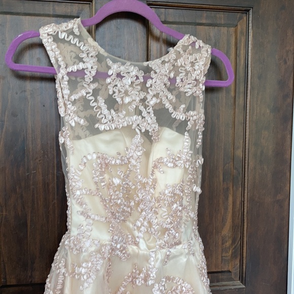 Warm ivory lace high/low dress. Size 4 Métis - Picture 2 of 3